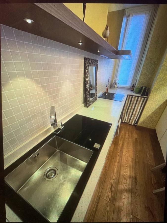S.Ambrogio/Duomo •Jacuzzi • Luxury •Design Apartment Милано Екстериор снимка