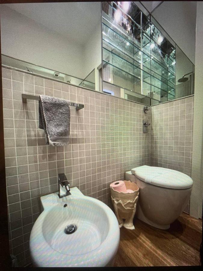 S.Ambrogio/Duomo •Jacuzzi • Luxury •Design Apartment Милано Екстериор снимка